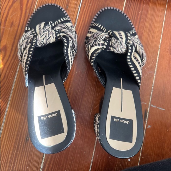 NEW DOLCE VITA “Brilah” Black and Cream Heels Sz 9 - Picture 12 of 13
